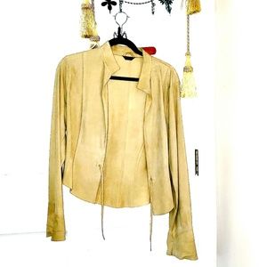 HP 🎉🍾 $755 Max Mara weekend suede coat